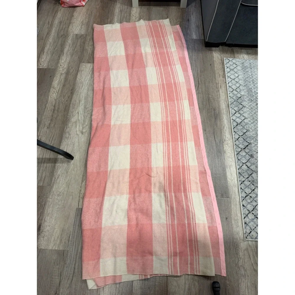 Vintage Camp Blanket Unisex OS Pink Buffalo Check Wool Satin Trim Cabin Core